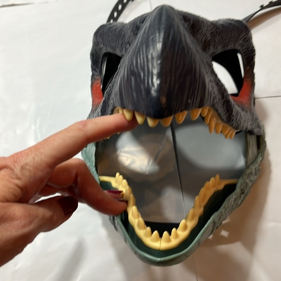 DINOSAUR MASK SCARY TEETH Mattel GWY33 Jurassic World Dominion Therizinosaurus - Picture 6 of 13